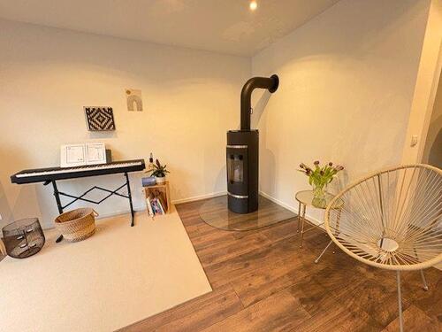 Foto - Geräumige 4 ZKB Wohnung mit Kamin, Garten und Garage in Vallendar