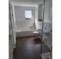 Moderne 3-Zimmer Wohnung mit Balkon, EBK und Garten - Hanau Großauheim