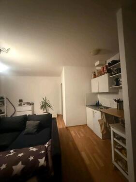 Foto - 28.11 um 18uhr Besichtigung - 430,00&nbsp;EUR Kaltmiete, ca.&nbsp; 31,00&nbsp;m&sup2;