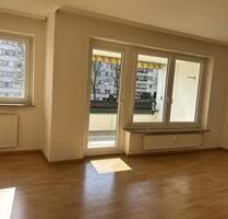 2-Zi.-Wohnung mit Süd-Loggia und großem Wohnzimmer in Hildesheim