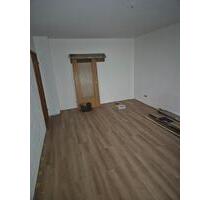 2-Zi. Wohnung, Terrasse & Kernsanierung (Rgb.-Sallern) ab 1.4 - Regensburg Brandlberg