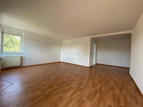 Foto - 3 Zi. Wohnung mit Terrasse, Gäste-WC, Fahrstuhl u. PKW-Stellplatz