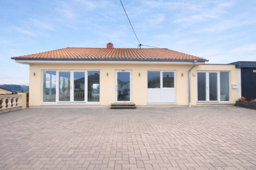 Foto - Moderne Gewerbeeinheit mit Terrasse nahe dem Stausee von Losheim