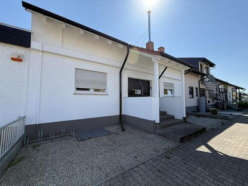 Foto - Etagenwohnung zur Miete in Neulußheim