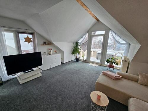 Foto - Helle 3-Raum-Dachgeschosswohnung mit Balkon & Grünblick