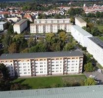 Helle 2-Zimmer-Wohnung mit Tageslichtbad – zentrumsnah - Borna