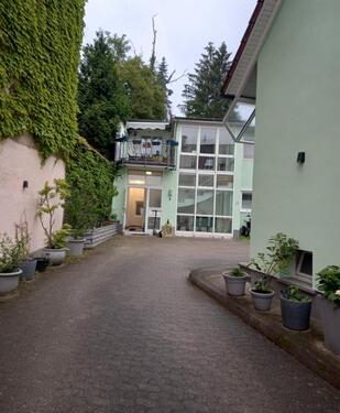 Foto - 2 Häuser zu einem Preis, SB-Burbach, zentrale, ruhige Lage