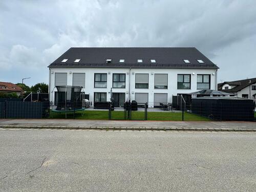 Foto - Neuwertiges Haus zu vermieten in 85114 Buxheim