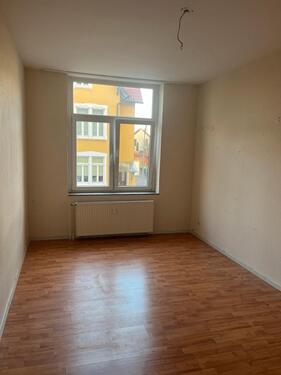 Foto - 3ZKB 84 m² zu Vermieten - 895,00&nbsp;EUR Kaltmiete, ca.&nbsp; 84,00&nbsp;m&sup2;