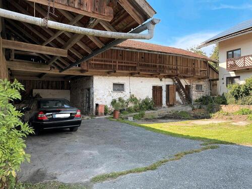 Foto - 9 Zimmer Bauernhaus, Landhaus zum Kaufen in Grattersdorf