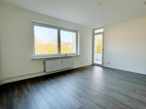 Foto - Modernisierte 4 Zimmer- Wohnung in Reinbek