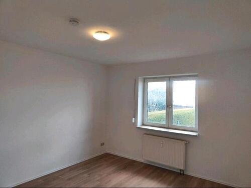 Foto - 3-Raumwohnung im EG, neues Bad - 350,00&nbsp;EUR Kaltmiete, ca.&nbsp; 60,00&nbsp;m&sup2;