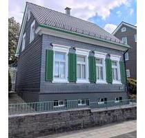 Viel Platz für Ihre Ideen - 2 Häuser + Garagenhalle + Werkstatt - Remscheid Reinshagen