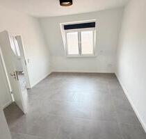 Schöne renovierte 2-Zimmer-Wohnung - Ludwigshafen am Rhein Ludwigshafen-Hemshof
