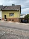 Foto - Einseitig angebautes Einfamilienhaus