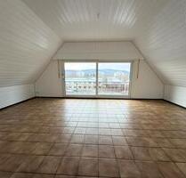 Charmante Dachgeschosswohnung mit Spitzboden & Balkon – sofort bezugsbereit - Hattingen Charmante Dachgeschosswohnung mit Spitzboden & Balkon – sofort bezugsbereit - Hattingen