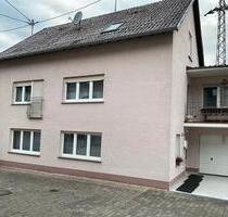Zwei zusammengehörige Wohnhäuser in Orenhofen zu verkaufen - Zemmer