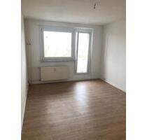 3-Zimmer-Wohnung fertig saniert und bezugsfertig - Halle (Saale) Silberhöhe