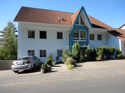 Foto - Helle, ruhige, geräumige 2-Zimmerwohnung mit Süd-Dach-Loggia