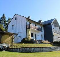 6-Raum-Doppelhaushälfte - 180.000,00&nbsp;EUR Kaufpreis, ca.&nbsp; 106,00&nbsp;m&sup2; in Fichtelberg (PLZ: 95686)