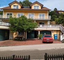 180 qm Mietwohnung Balkon - 1.100,00&nbsp;EUR Kaltmiete, ca.&nbsp; 180,00&nbsp;m&sup2; in Mörnsheim (PLZ: 91804)