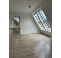 wunderschöne Drezimmerwohnung über den Dächern Detmolds