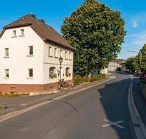 Freistehendes 2 Familien Haus = Renditeobjekt VB - Teuschnitz