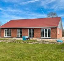 Bungalow-Haushälfte | 3-Zi-Wohnung | Erstbezug 092026 | KfW 40 - Nordhastedt