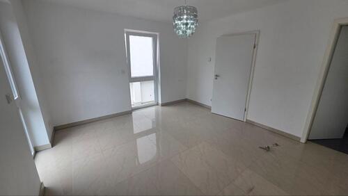 Foto - Moderne 2-Zimmer-Wohnung mit Balkon in Düsseldorf – teilmöbliert