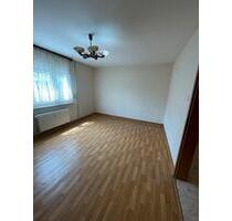3 Zimmer Küche Bad - 650,00&nbsp;EUR Kaltmiete, ca.&nbsp; 80,00&nbsp;m&sup2; in Idar-Oberstein (PLZ: 55743)