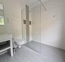 Top Single-Wohnung mit neuem Bad mit Dusche! - Kirchberg
