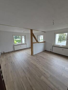 Foto - Helle-Moderne 3-Raum-Wohnung in Zwickau – frisch renoviert