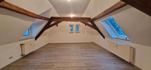 Foto - Dachgeschosswohnung - Nichtraucher-frisch renoviert, Einbauküche