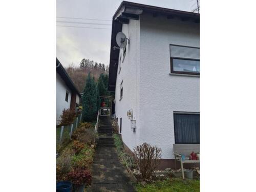 Foto - Einfamilienhaus zum Kaufen in Scheuerfeld