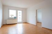 Foto - 2-Raum-Wohnung mit Aufzug und Balkon zu vermieten.