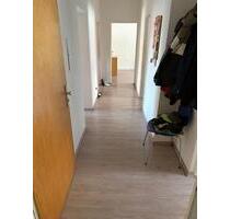 Zentrales Wohnen mit Flair – 4 Zimmer-Wohnung mit Balkon zur Miet - Bayreuth Bernecker Straße / Insel / Riedelsberg