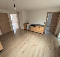 2 Zimmer Wohnung mit Terrasse und separaten Eingang - Satteldorf