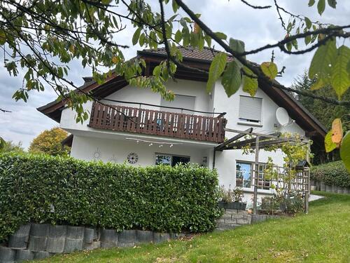 Foto - 1 OG 3 Zimmer-Wohnung zu vermieten
