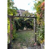 Helle Zweiraumwohnung mit Balkon, Gartennutzung und Fahrstuhl - Halle (Saale)