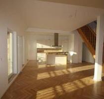 ++Traumhafte Dachgeschosswohnung mit 2 Dachterrassen und Fernblick über die Stadt++Rennbahnstrasse++ - Berlin Pankow