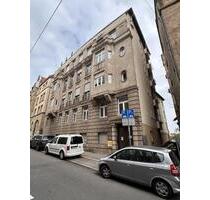 Komfortable 4-Zimmer-Wohnung mit Aufzug und Balkon in S-West - Stuttgart Stuttgart-West