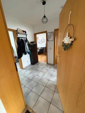 Foto - Helle 65qm Wohnung in ruhiger Lage mit Südbalkon