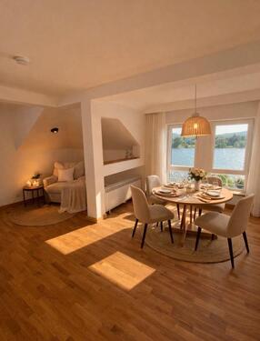 Foto - Exklusiv sanierte Wohnung mit direktem Rheinblick