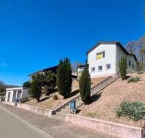 Gepflegtes freistehendes Haus in traumhafter Lage von Olsbrücken