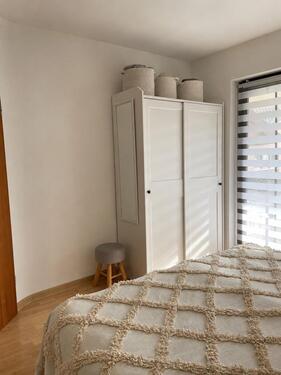 Foto - Helle 3-Zimmer-Wohnung mit Balkon ins Grüne, Bahnhofsnähe