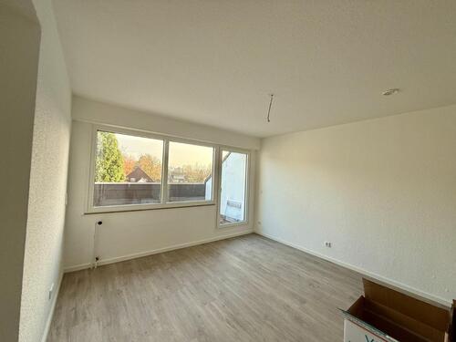 Foto - Kernsanierte 2-Zimmer Wohnung m. Loggia und neuem Badezimmer