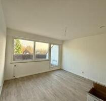 Kernsanierte 2-Zimmer Wohnung m. Loggia und neuem Badezimmer - Recklinghausen Berghausen