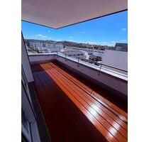 Penthouse mit Dachterrasse , Panorama-Blick & 2 TG-Plätzen - Böblingen Dagersheim