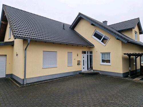 Foto - Wohnung mit Terrasse und kleiner Garten sofort frei