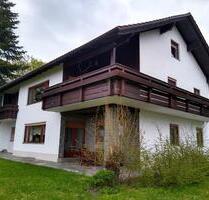 Großzügiges Landhaus und tollem Fernblick auf den Bayerischen Wal - Grattersdorf Falkenacker